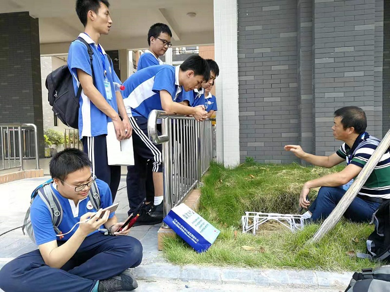 兴安中学学生喜获桂林市银牌